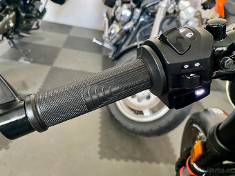 Husqvarna Vitpilen 401 = TOP STAV / VÝKON do 35 - 17