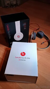 beats. solo 1.0.0 by Dr. Dre - original - 17