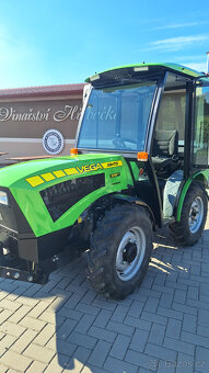 zánovní malotraktor VEGA 26 HTD STAGE V Comfort Šálek - 17