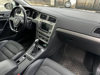 Volkswagen Golf 1.6 TDI DSG - 17