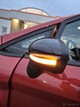 Prodám Ford Fiesta Mk7 2010 1.25 - 17