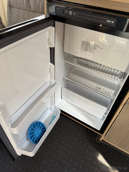 Bürstner Premio Comfort 450 TS- MARKÝZA, PŘEDSTAN, POD.TOP, - 17
