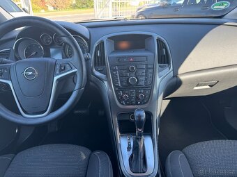 Opel Astra 2.0CDTi 121kw Automat - 17