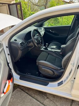 Hyundai i30 Fastback 1,6 CRDi N-line - 17