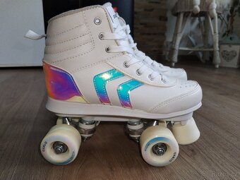 Dívčí / dámské kolečkové brusle Oxelo vel 37 - 17