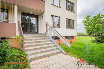 Převod dr. podílu, byty/3+1, 63 m2, Zelený pruh 1686/105, 14 - 17