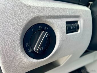 Škoda Fabia 1.4i 16V 63kw TEMPOMAT El. okna 84 000km KLIMA - 17