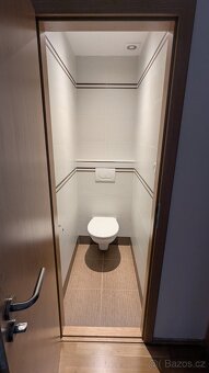 Pronájem bytu 3+1 Novoborská Praha 9 Prosek - 17