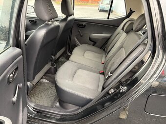 Hyundai i10, 1,1 - 17