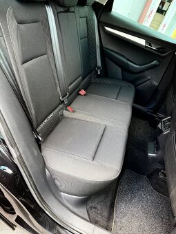 ŠKODA KAROQ 1.5TSI DSG SERVIS - 17