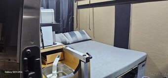 Opel Vivaro 2,5 CDTI 107kw L2H2 obytny webasto postel - 17