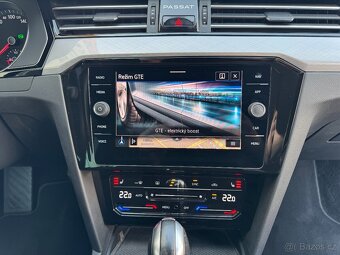 VW Passat B8 GTE 1.4 eTSI 160kW DSG Tažné Matrix Kamera Navi - 17