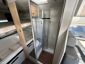 Zapůjčení obytného vozu KM DEXTER 581 ,4 osoby, NEOMEZENÉ KM - 17