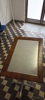 Starožitný nábytek - 17