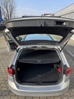 Volkswagen Passat B8 Variant 2,0 TDI 4Motion - 17