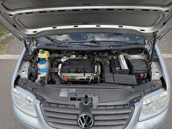 Volkswagen Caddy MAXI 1.9TDi • 77kw • 5/2008 • 7 míst •Tažné - 17