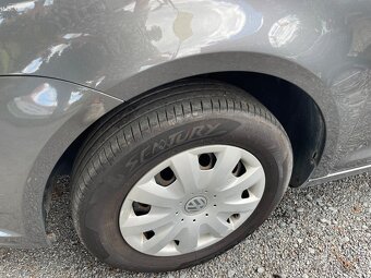 VW Touran 1.6 TDi Navigace,Climatronic - 17
