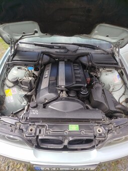 BMW e39 523i - 17