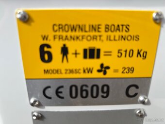 CROWNLINE 230 VLEK + NOVÝ MOTOR - 17