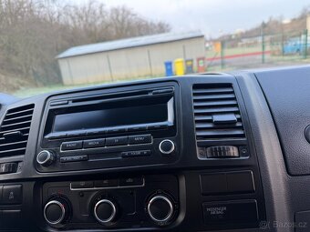 VW Transporter T5.1 Long 6 Míst - 17