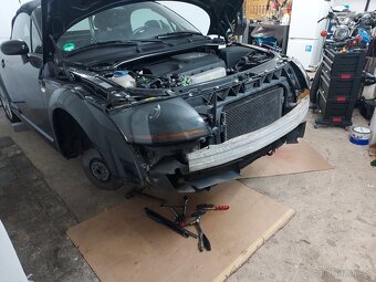 Audi TT 1.8 T Roadster - 17