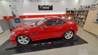 Mercedes-Benz SLK250 - 17