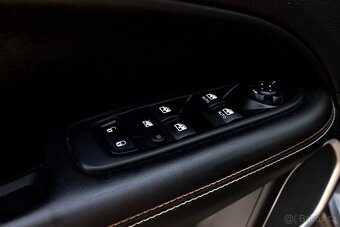 Jeep Compass 1.6D 2019 Longitude - 17