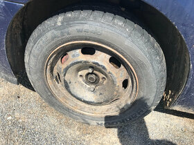 Peugeot 307 1,6i 2003 - díly - 17