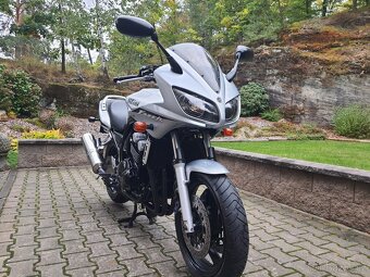 Yamaha FZS 600 Fazer 49.000,- Kč - 17