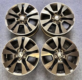 5x112 R17 Škoda Yeti originál alu disky - TOP - 17