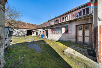Prodej rodinného domu, 373 m², Lom - 17