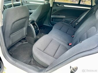 ŠKODA SUPERB KOMBI 2.0 TDI,125kW,AUTOMAT - 17