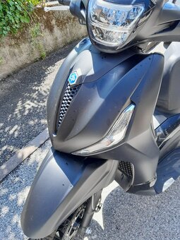 Piaggio Beverly 300 HPE, 2023, 6000km, TOP stav - 17