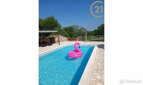 Prodej rodinného domu (90 m2) s bazénem, nacházející se 5 km - 17