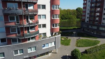 Exkluzivní 2+kk, terasa 27m2, garážové stání, Pardubice-nábř - 17