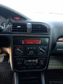 Peugeot 406 1.8 85kW benzín - 17