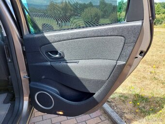 Renault Grand Scenic III 7MÍST  1.6 81Kw, 4/2010 , 112 700Km - 17