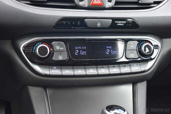 Hyundai i30 1.6 CRDi STYLE 2xPNEU AUTOMAT ČR - 17