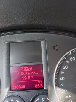 VW Golf 5 plus 1.9 TDI 77 KW - 17