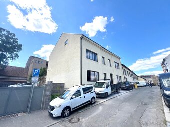 Prodej 3kk 55m2 po kompletní rekonstrukci – Centrum Kolína - 17