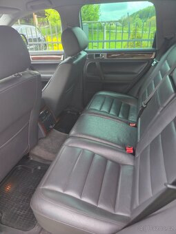 Touareg 5.0TDI V10, pěkný stav - 17