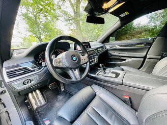 BMW 740d, Plná výbava, 14.000,-/týden - 17