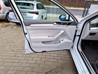 VW Passat Lim., 2.0 TDi Elegance, 39 tis. km, 8x ALU - 17
