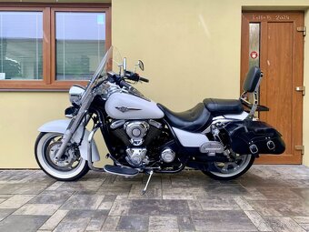 Kawasaki VN 1700 Classic - 17