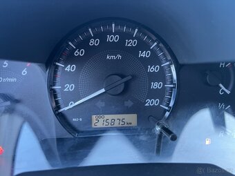 Toyota Hilux, 2,5 D-4D, 4WD, 2 sady KOL - 17