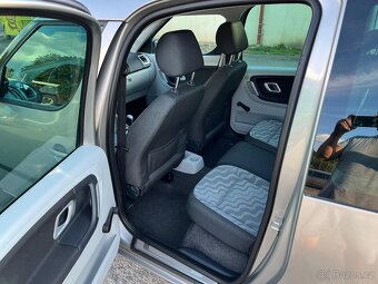 ŠKODA ROOMSTER 1. 6 MPI GARANTUJEME KM 97.650km - 17