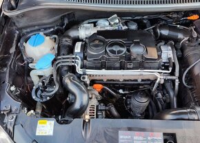 Seat Altea XL 1.9 TDI Klima, ESP nafta manuál 77 kw - 17