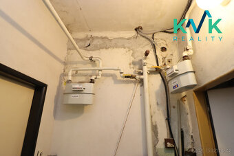 Prodej činžovního domu , 6 x byt, před rekonstrukcí – Karlov - 17