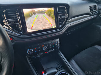 Dodge Durango RT 5,7 V8 AWD, Alcantara, 7 míst, DPH - 17