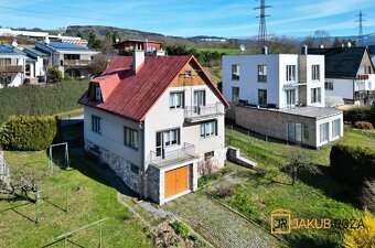 Prodej rodinného domu 238 m², pozemek 692 m² - 17